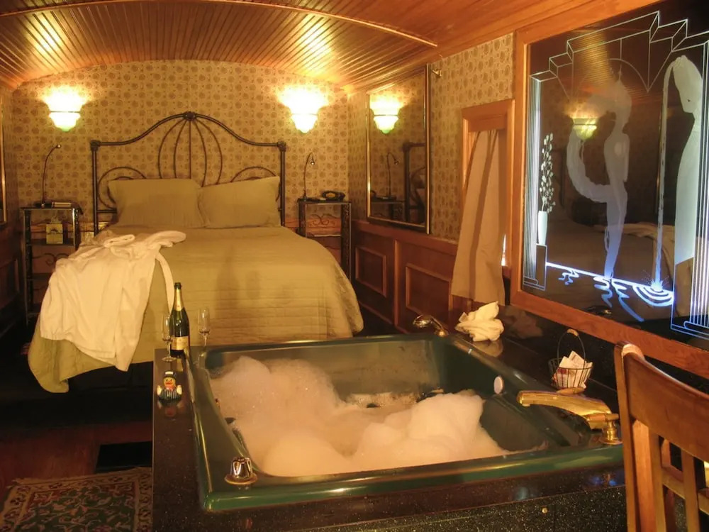 Featherbed Railroad B&B Resort