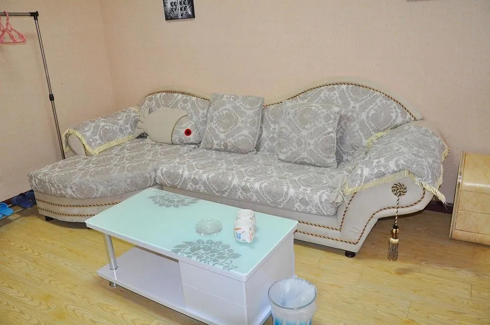 Yuxuan Theme Apartment