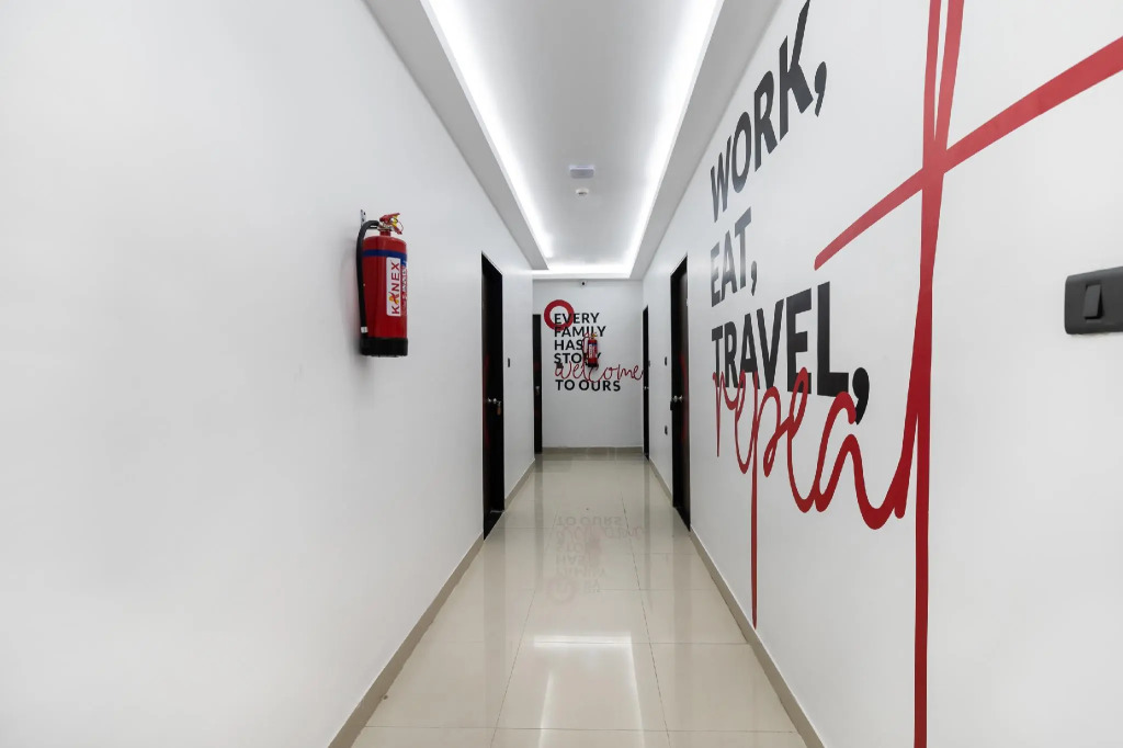 OYO Townhouse 554 Hotel Lotus