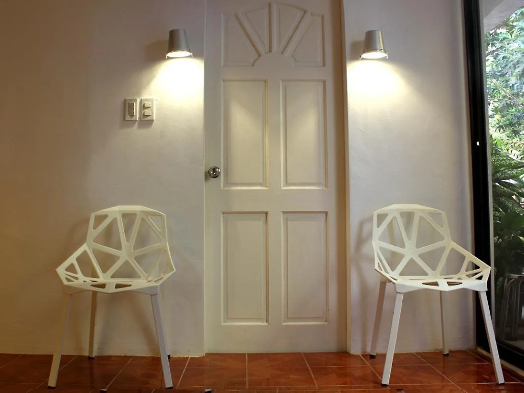 812 Angol Boracay Apartment