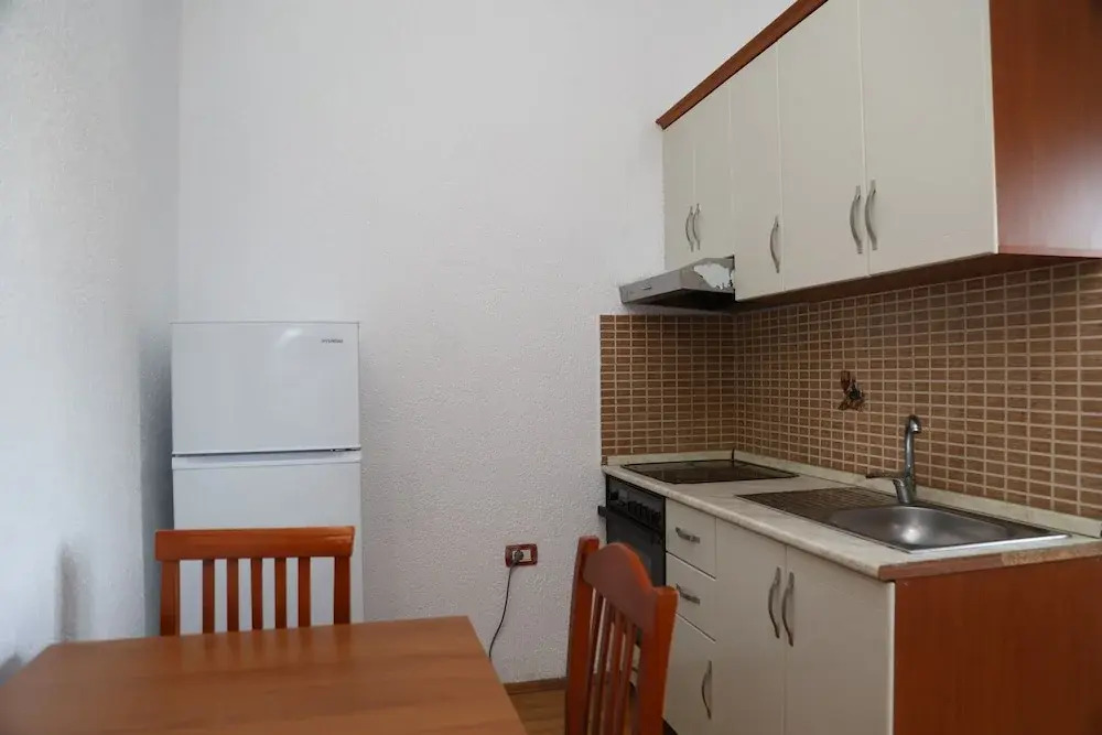 Kalpazo Rental Hotel Tommy Durres