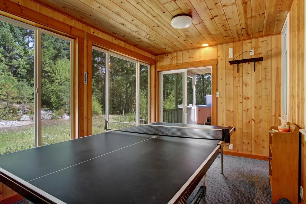 Mountain Acres - Four Bedroom Cabin with Hot Tub