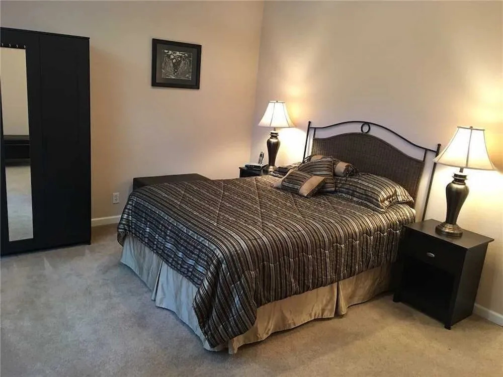 1267 Dedi - 3 Br Home