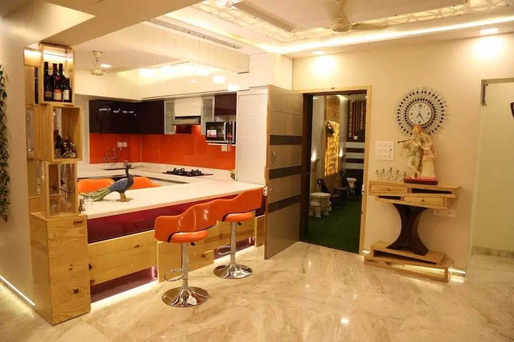 Elegant Hospitality and Services