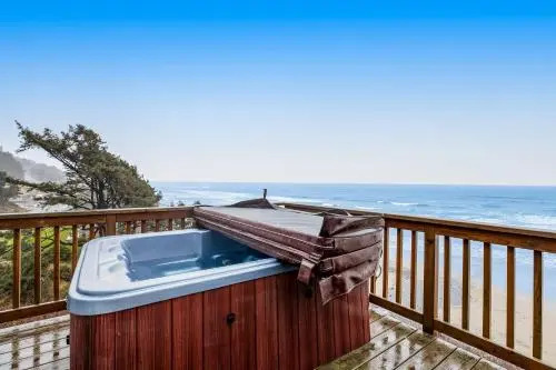 Blue Sea Oceanfront Cottage