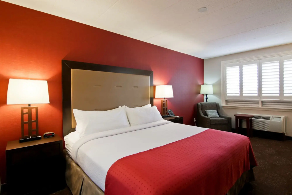 Holiday Inn Hotel & Suites St.Catharines-Niagara by IHG