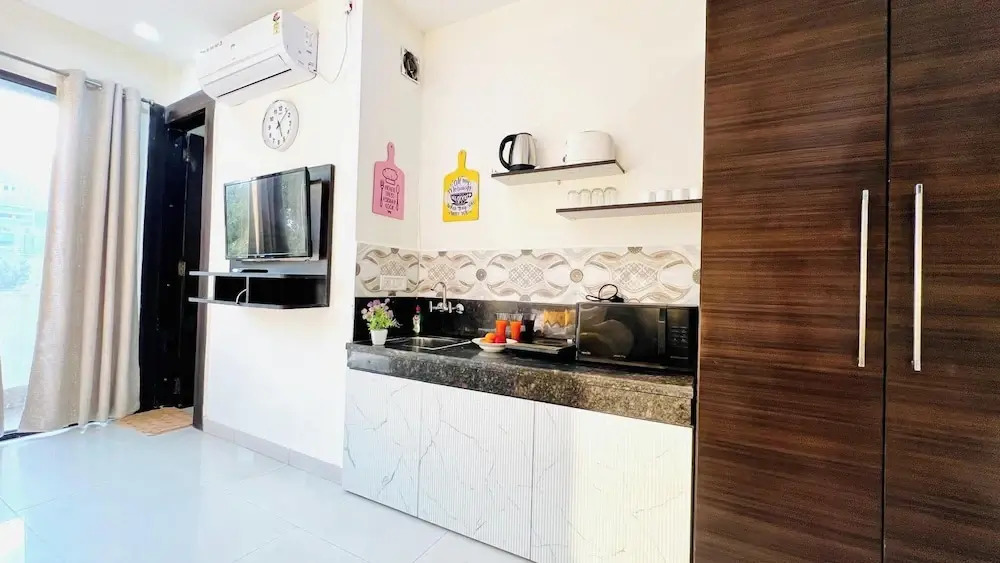 BluO Stays - DLF CyberCity Gurgaon