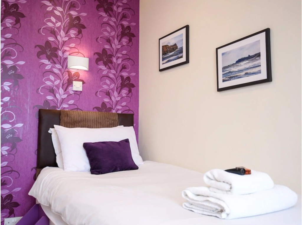 Riviera Guesthouse