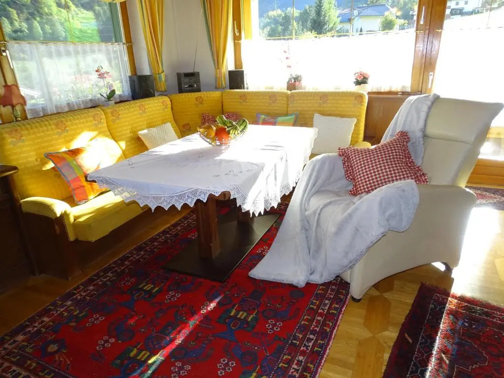 Appartementhaus Zillertal by PiaundDirk