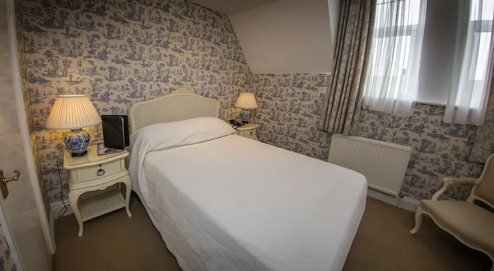 Dunoon Hotel