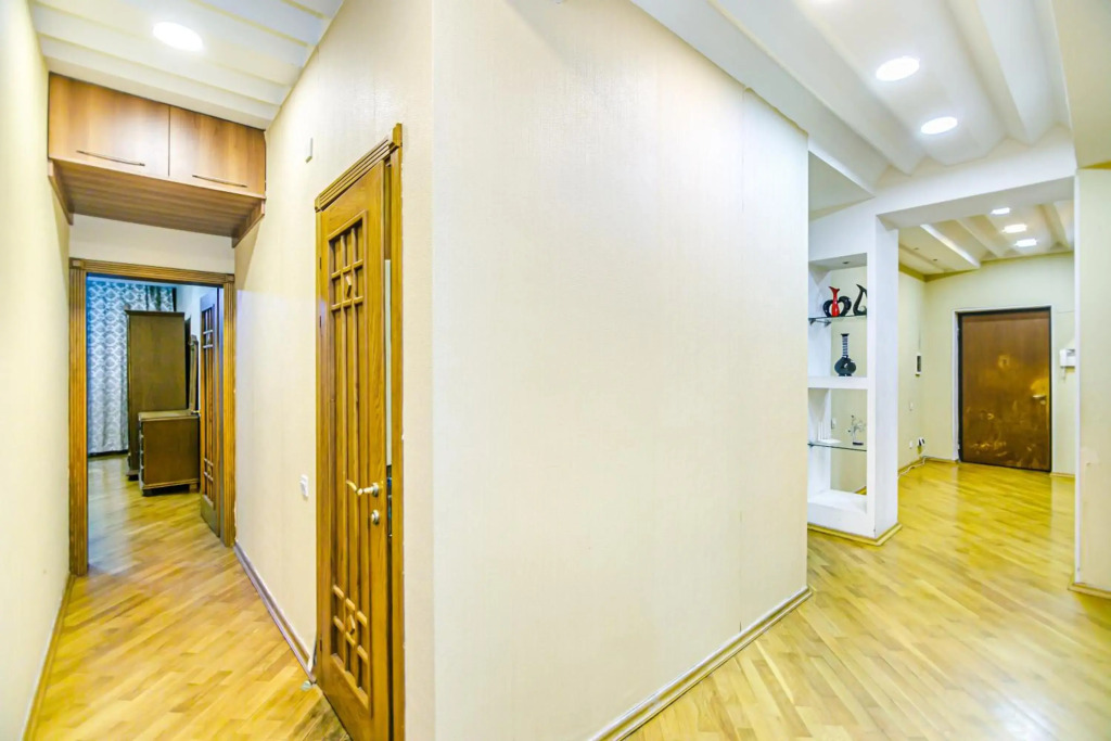 Nizami Apartment By Baku Housing