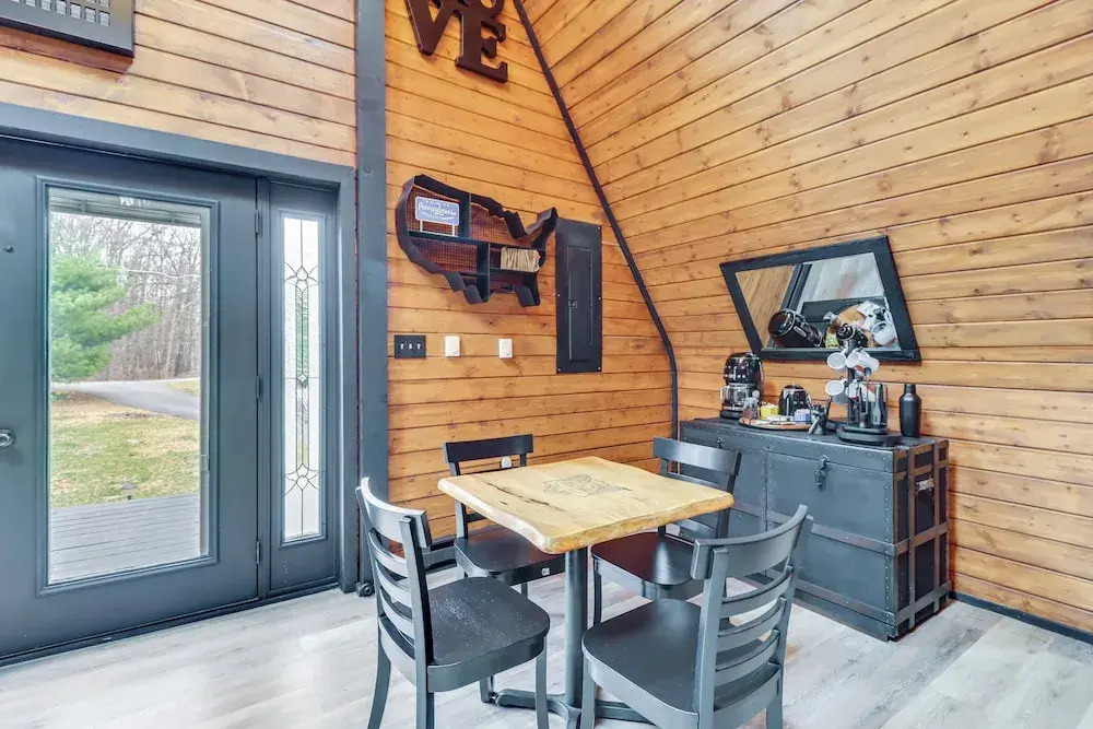 9 Mi to Big Boulder Mtn: A-frame Cabin w/ Hot Tub