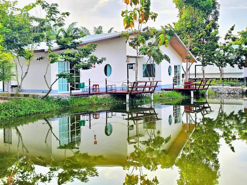 Waew Arun Garden Resort