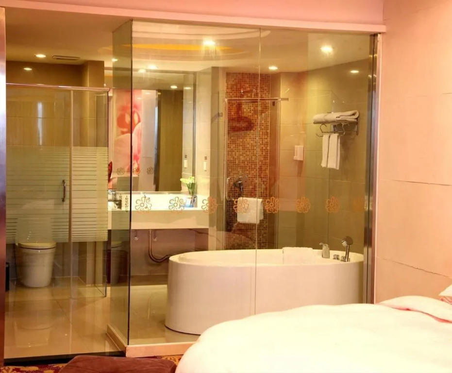 Ningbo Urban Elite Hotel (Yinzhou Wanda Plaza, Lishashang International Airport)