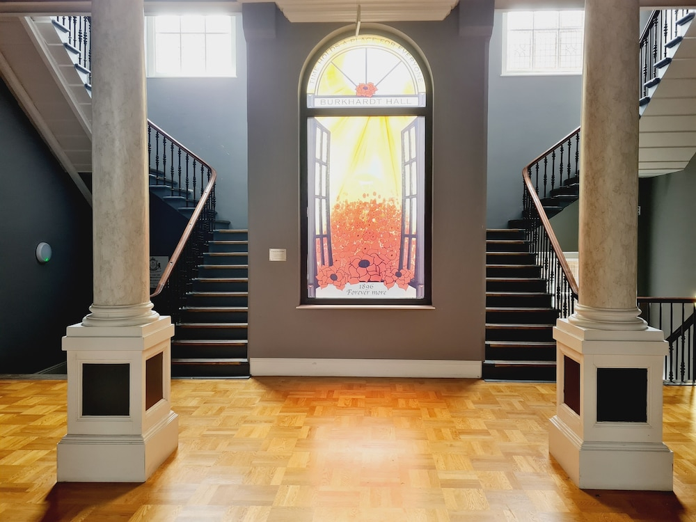 2-bed Apartment, Parking Including, Sleeps 4