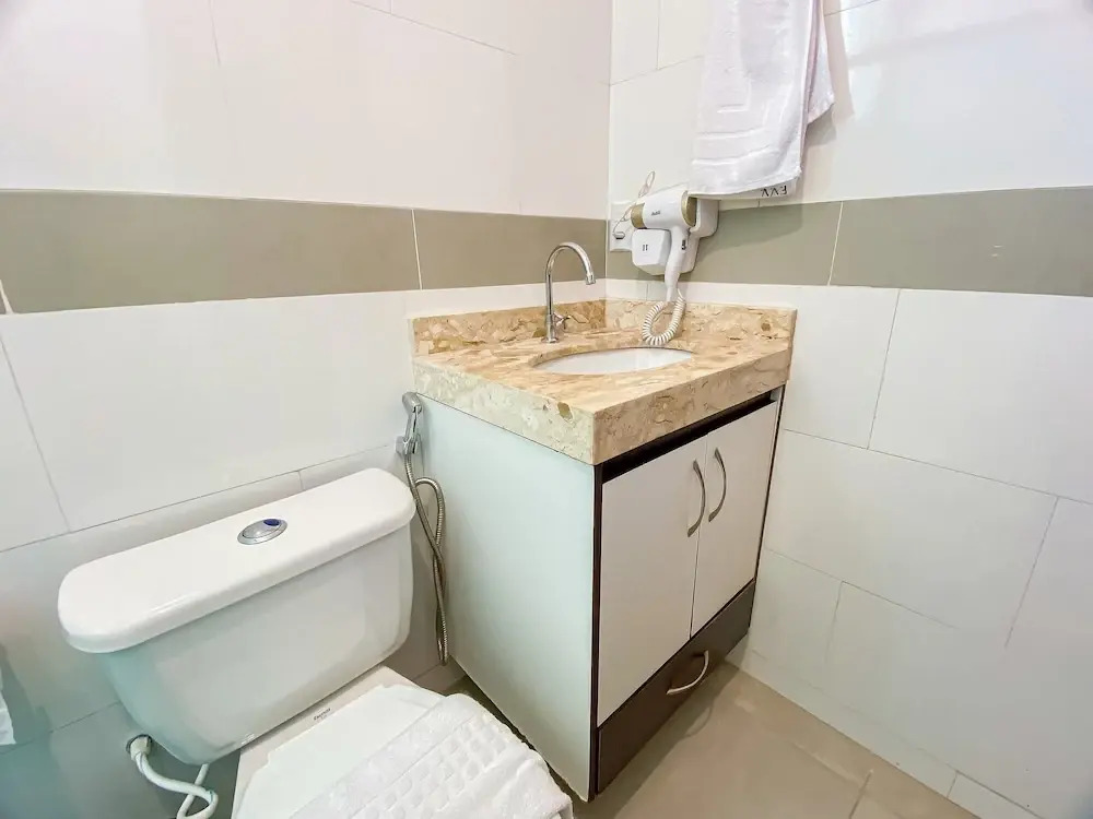 Casa com 2 suítes praia de Taperapuã