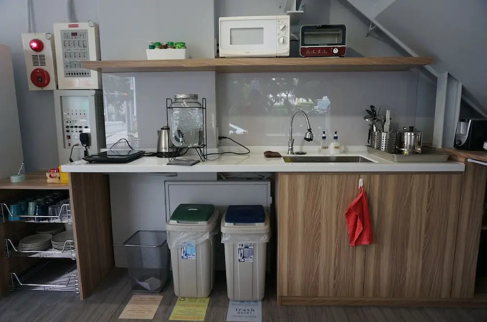 Five Elements Hostel Taipei