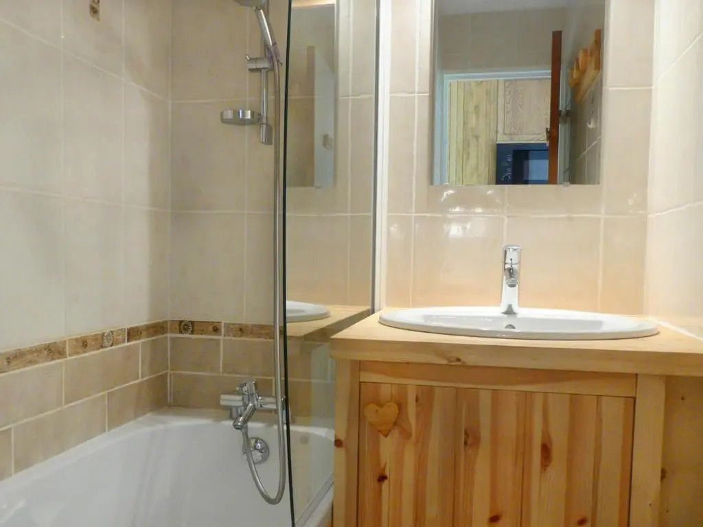 Appartement Méribel, 2 pièces, 4 personnes - FR-1-182-99