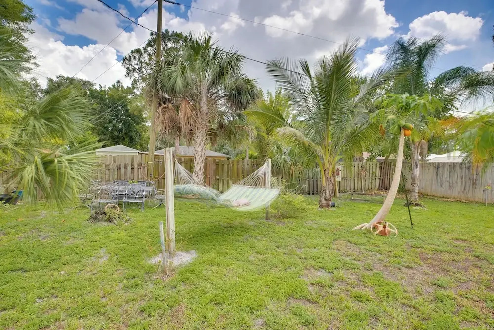 Boho-style Escape w/ Patio ~ 3 Mi to Bonita Beach!