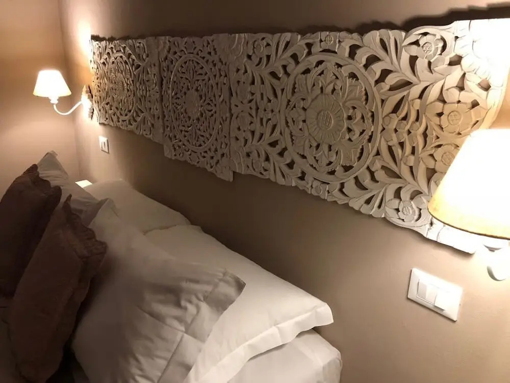 CERNAIA ROOM