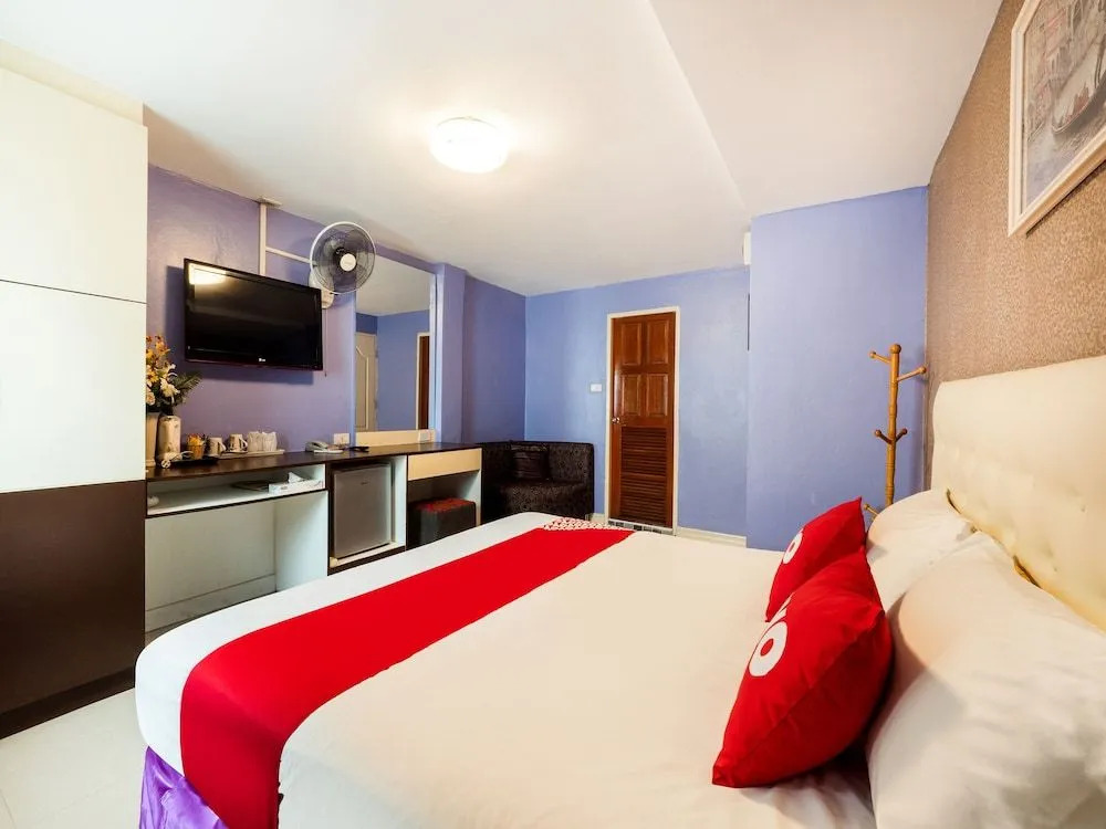 OYO 75375 Lisa Guesthouse