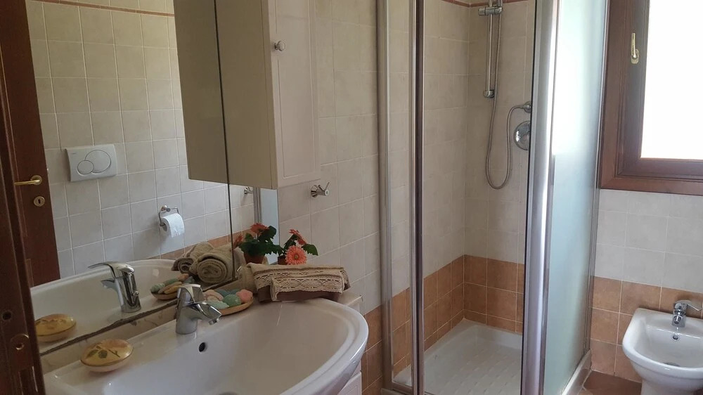 House With one Bedroom in Imperia, With Wonderful City View, Pool Acce