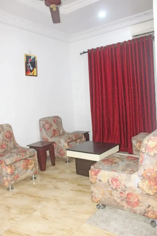 Pacific Paradise Suites