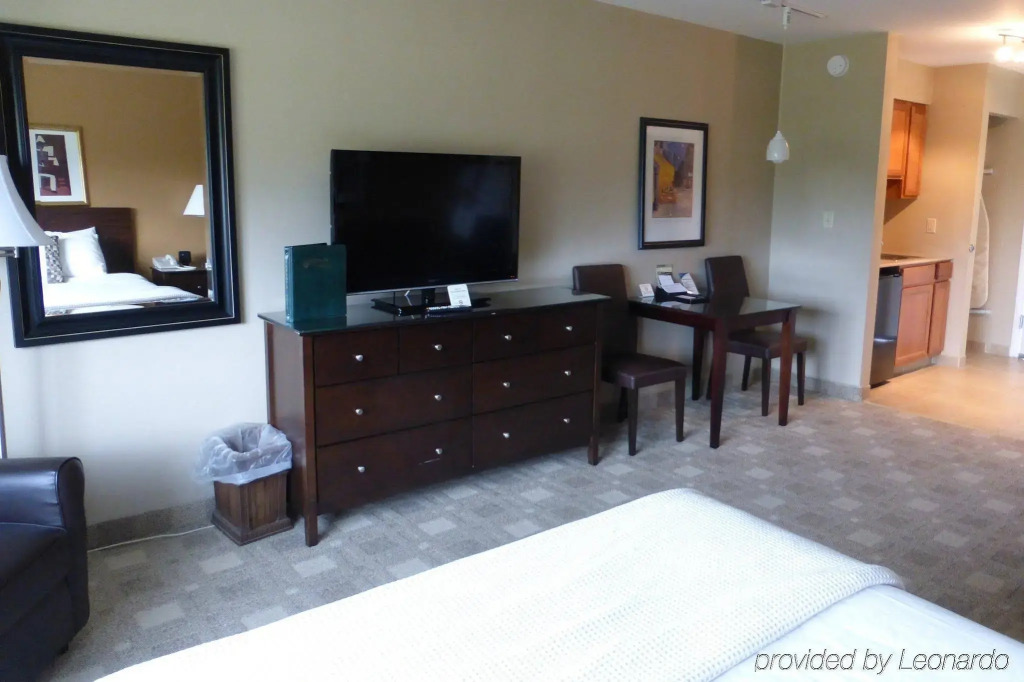 Red Roof Inn and Suites Herkimer