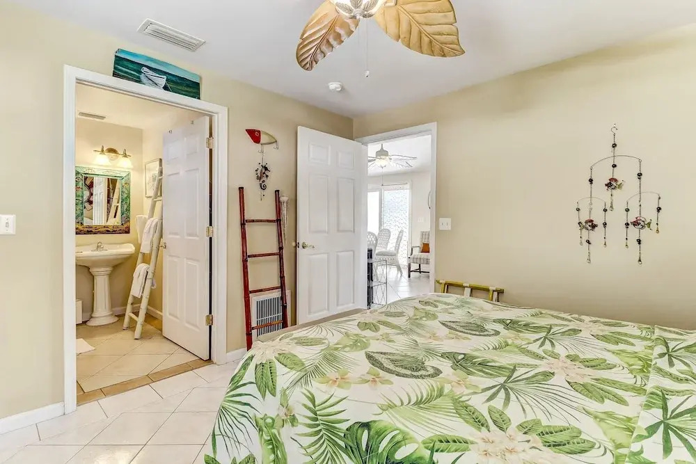 534 N. Fletcher Ave. #1 2 Bedroom Cottage by RedAwning
