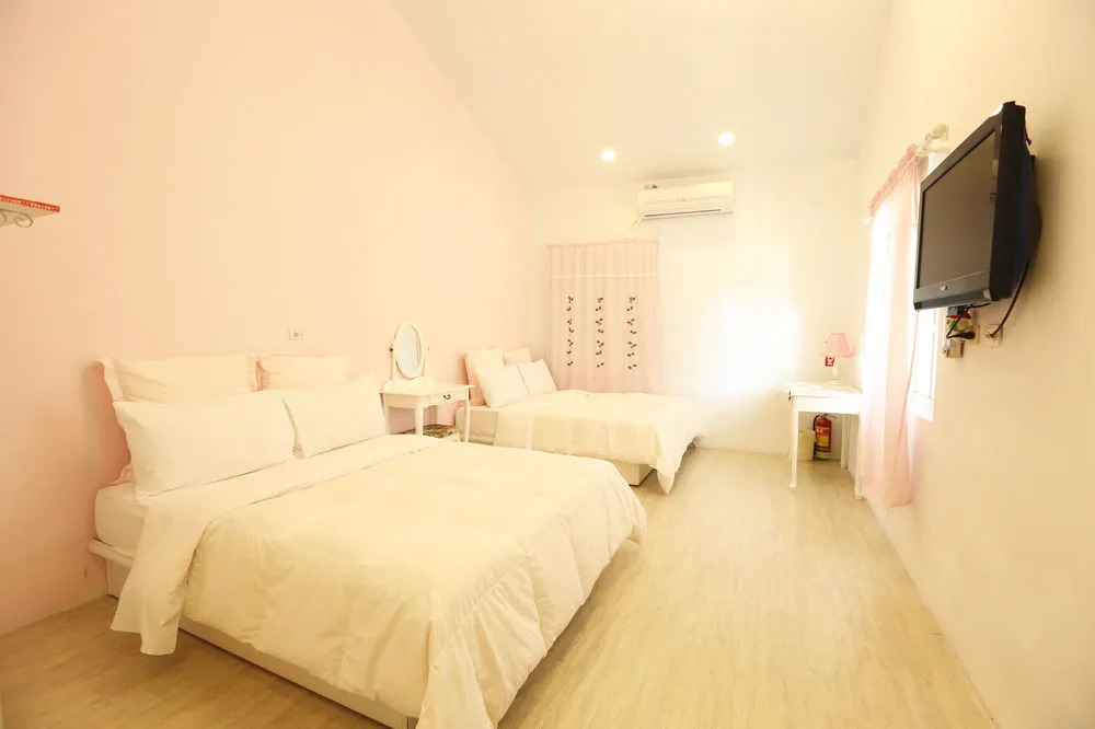 The Rainbow Bed and Breakfast