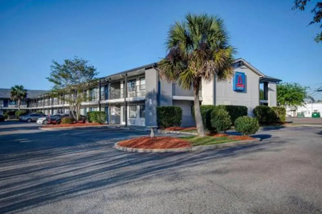 Studio 6 Extended Stay - Ocean Springs, MS
