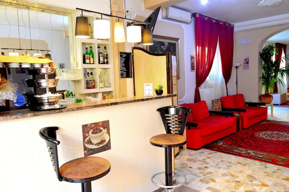 New Hotel Cirene Room Quadriple With Breakfast
