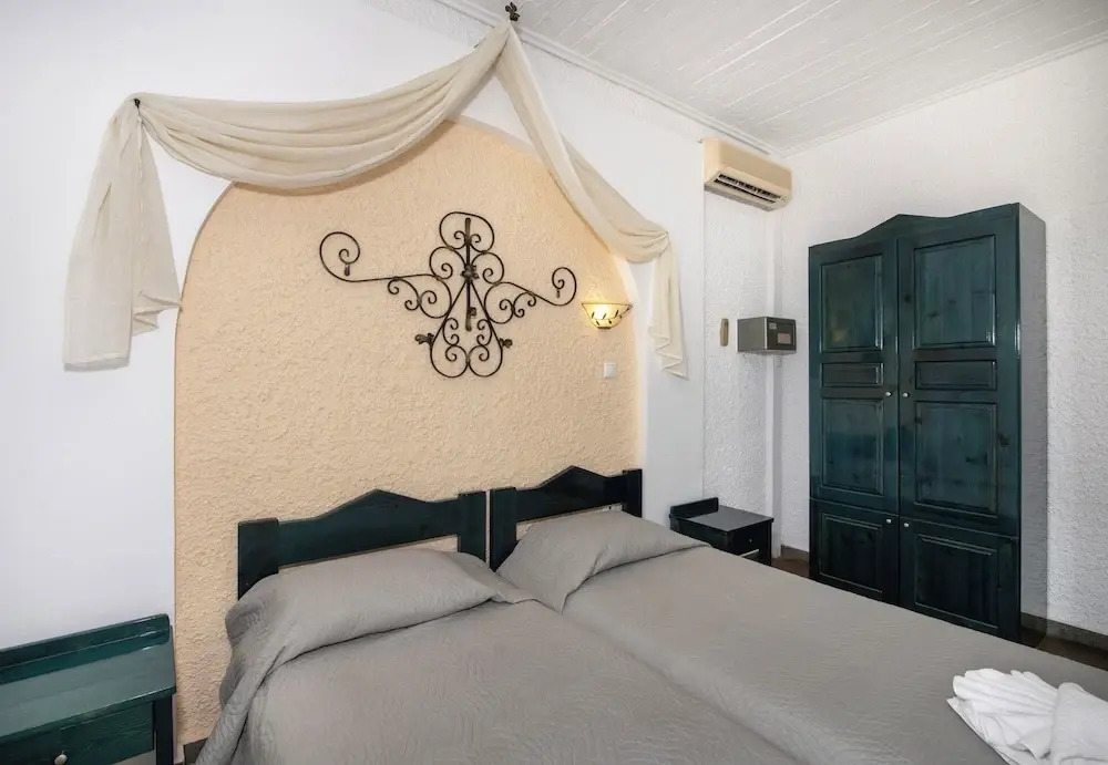 Castle Suites Hotel