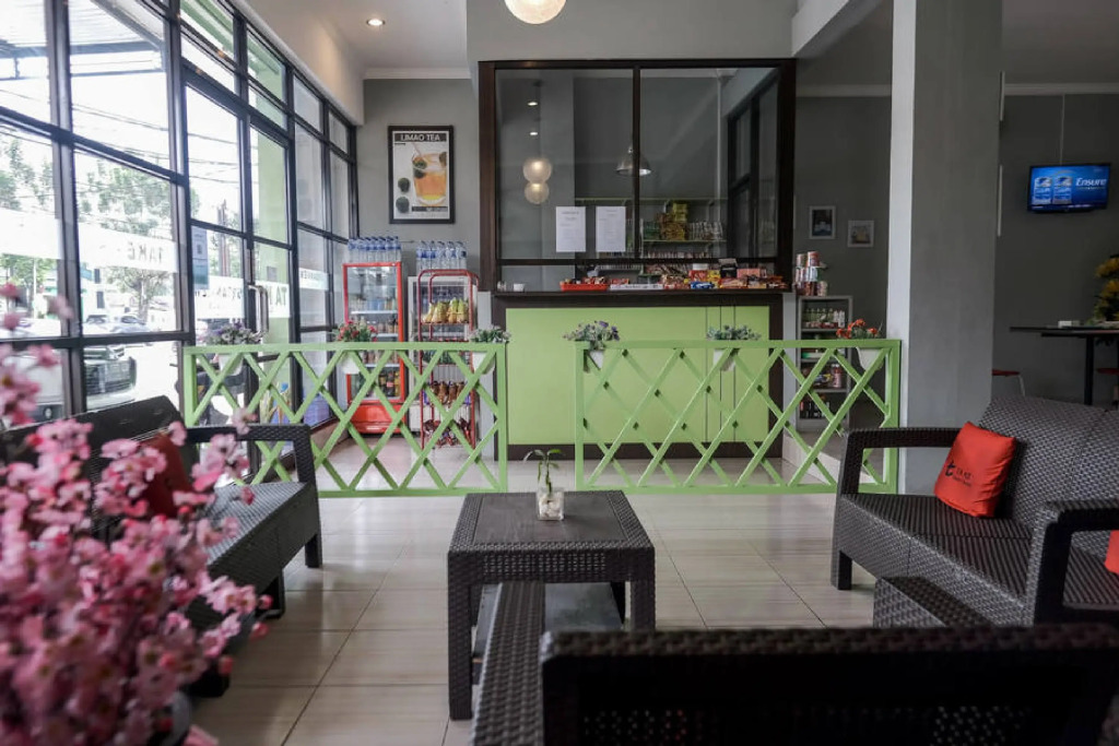Urbanview Hotel Ta Ke Jelutung Puncak Jambi