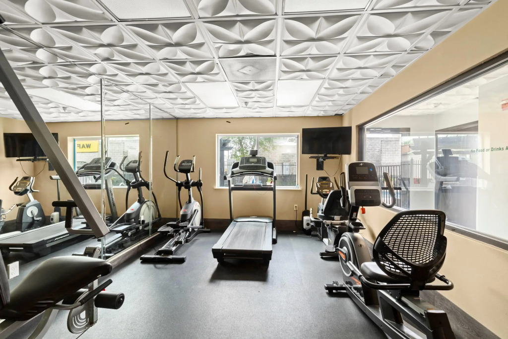 Wingate by Wyndham Humble/Houston Intercontinental Airport