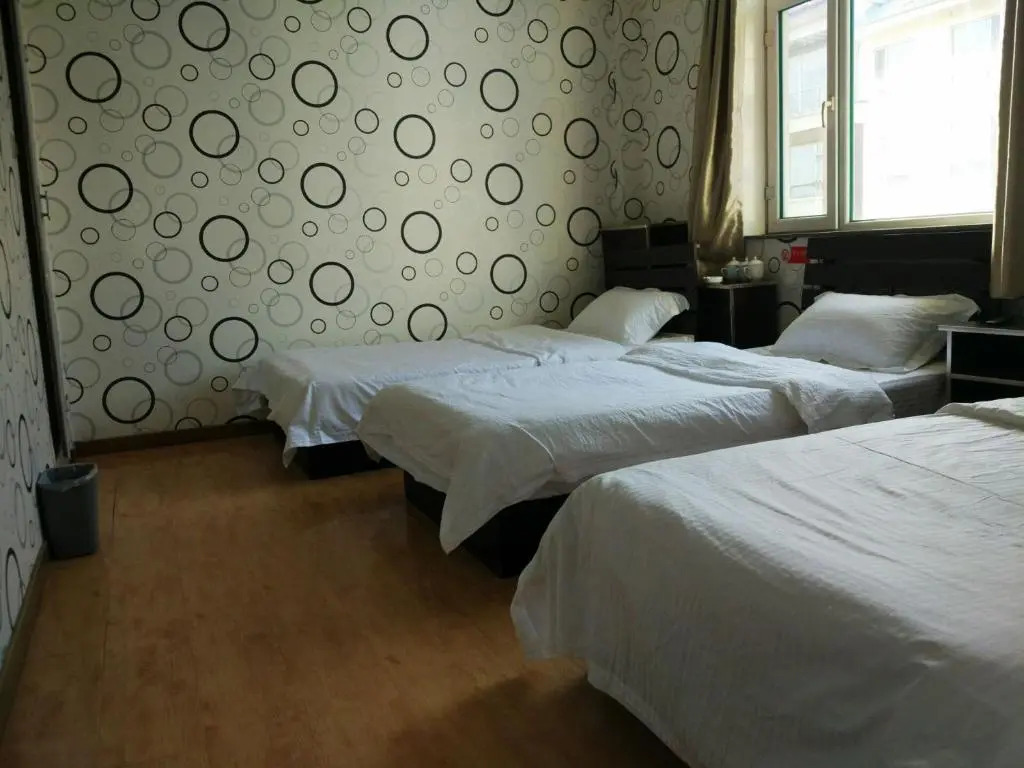 Tianchi Youth Hostel