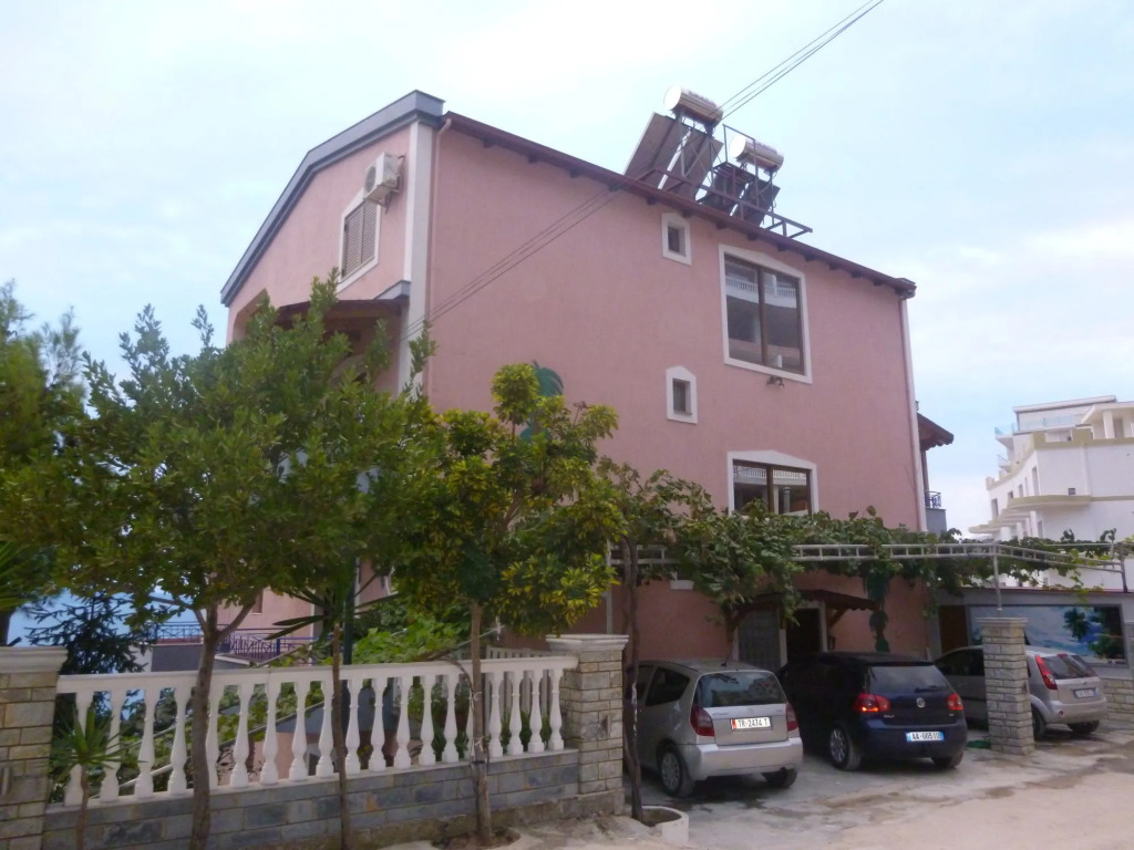 Villa Crystal