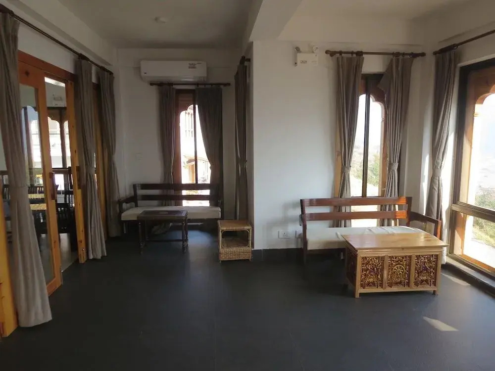 Zhingkham Resort