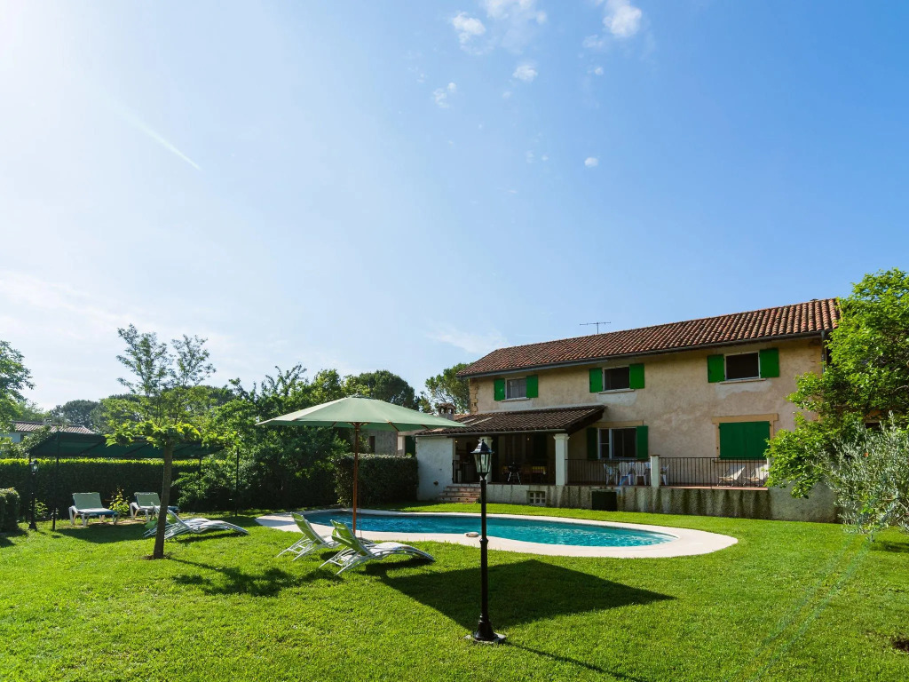 Sleep in former train station with beautiful pool and enclosed grass garden