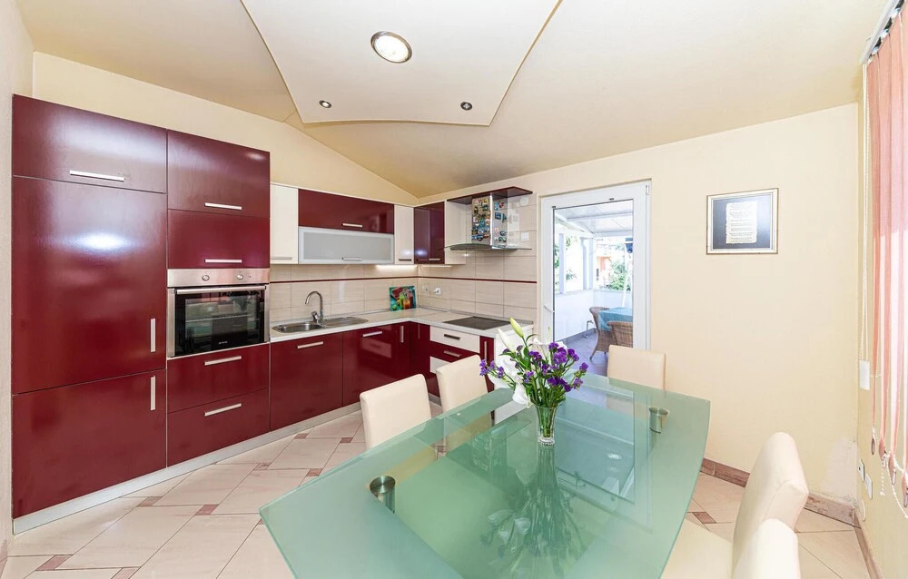 Stunning Apartment in Plano With Outdoor Swimming Pool, Wifi and 2 Bedrooms