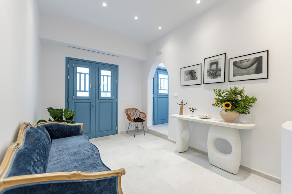 BlueArt Suites