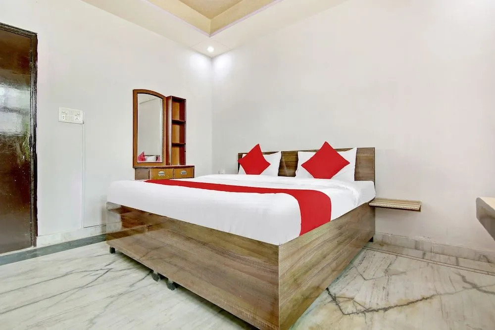 Hotel Yuvraj Grand by OYO Rooms