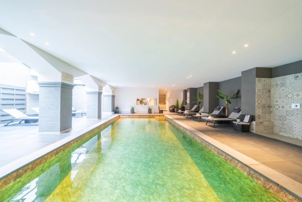 Grand Hotel Normandy by CW Hotel Collection