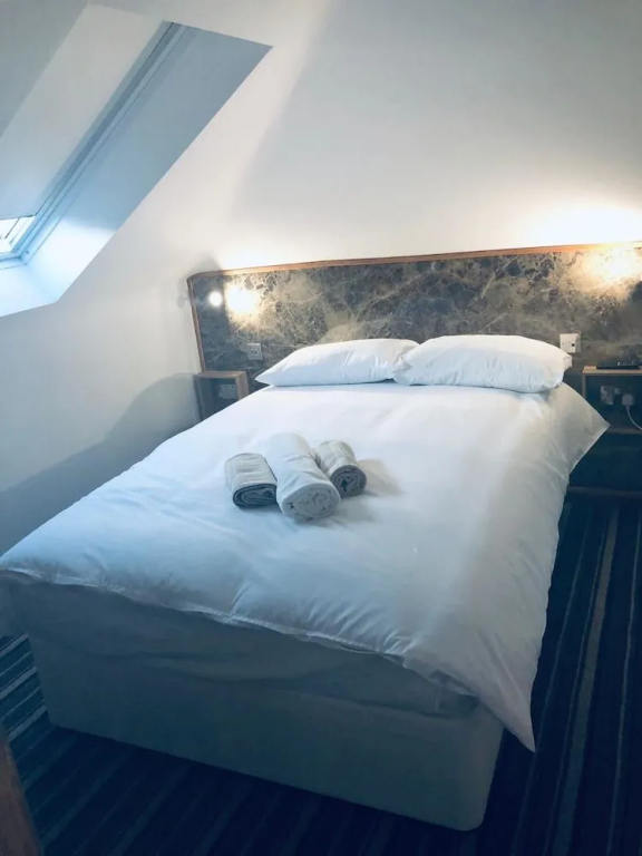 The Six Bells Hotel