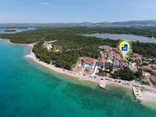 Stela Apartments