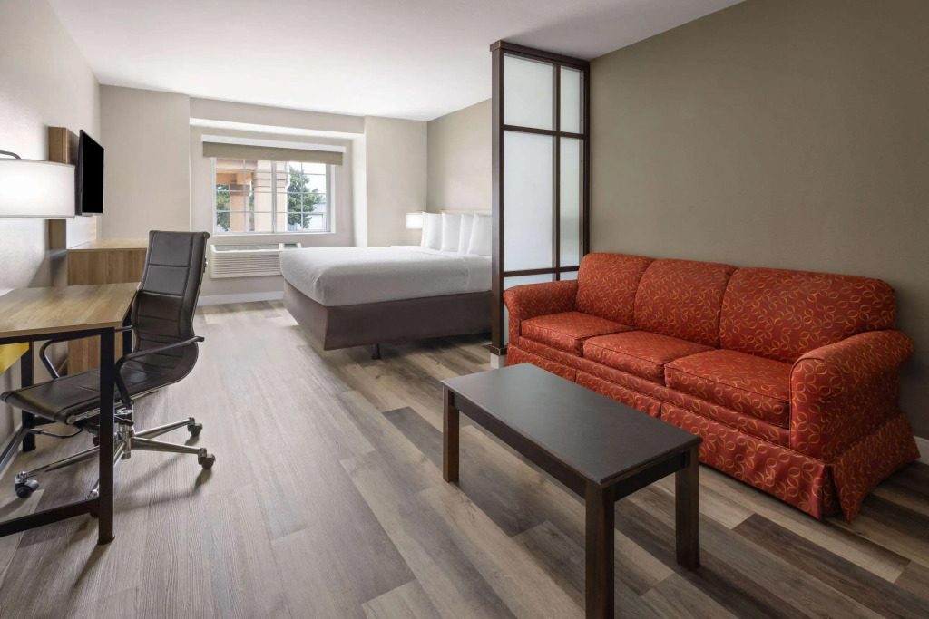 Days Inn by Wyndham Jackson Downtown