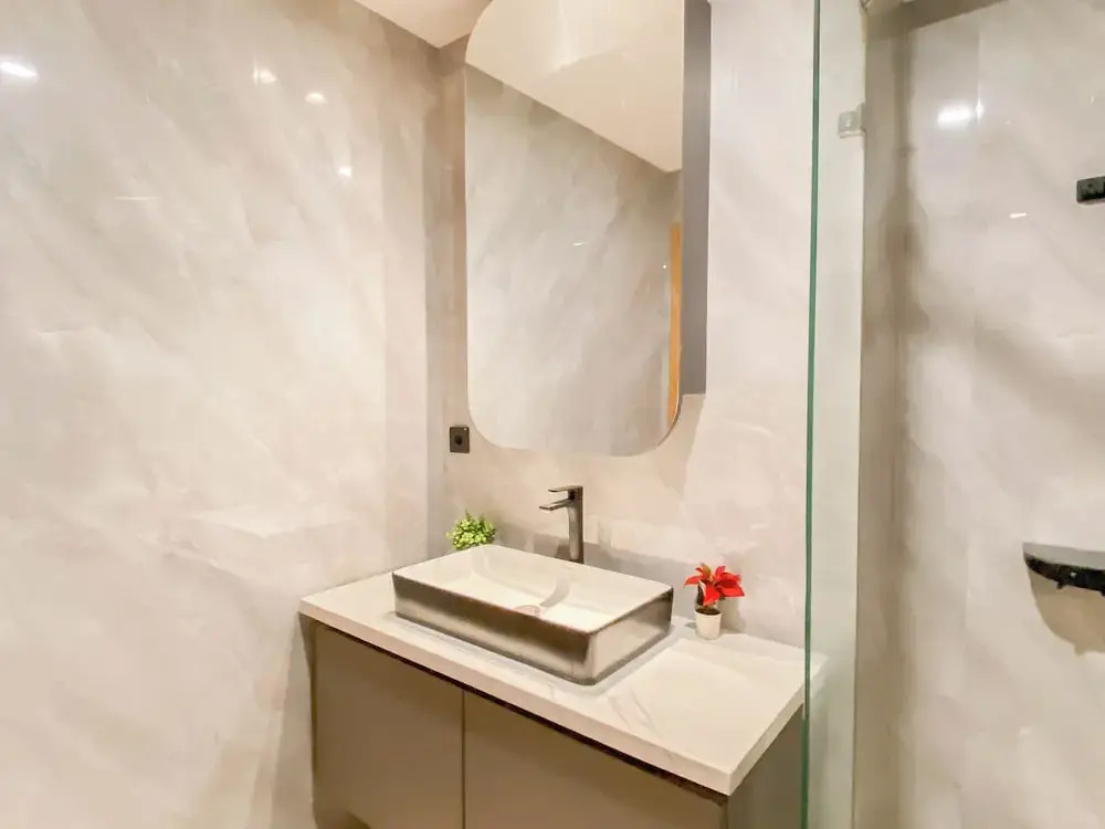 Best Choice 1Br With Extra Room Apartment Thamrin Residence