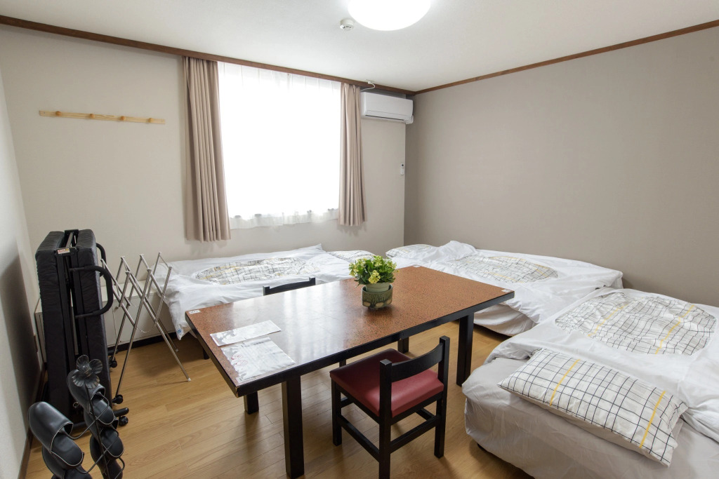 Guest Housetakagi