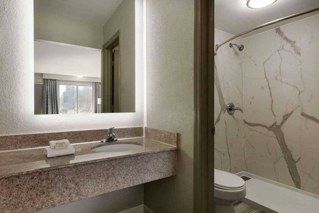 Days Inn by Wyndham Emporia