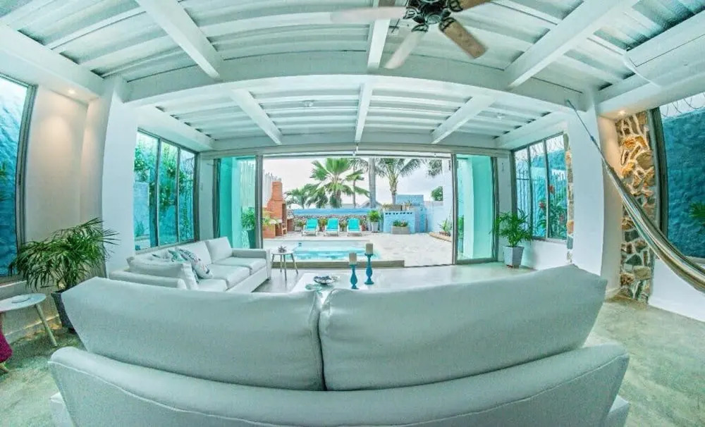 w Cozy 4BR Home w Exclusive Pool n AC in CTG